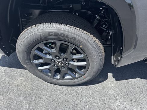 New 2026 Toyota Tundra Platinum AWD/4WD image 11