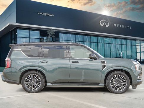 Used 2025 Nissan Armada Platinum Reserve image 4