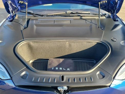 Used 2022 Tesla Model S image 17