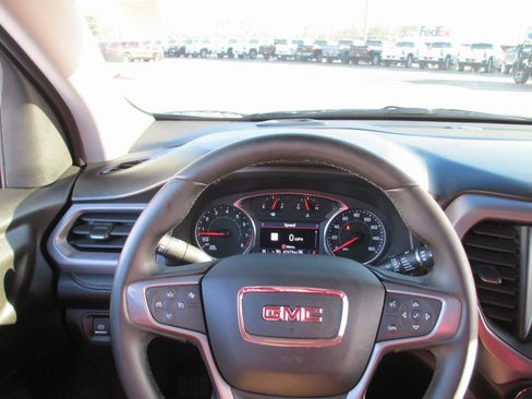 Certified 2023 GMC Acadia AT4 image 29