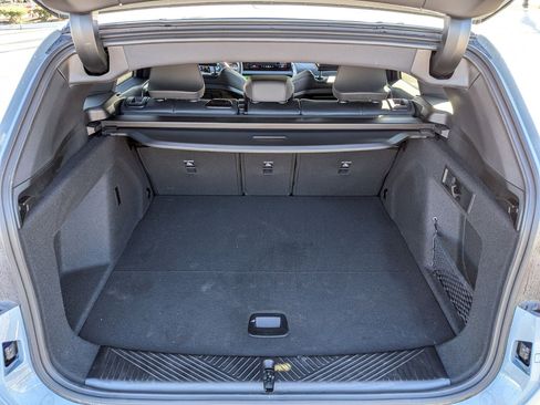 Used 2025 BMW X3 xDrive30i w/ Premium Package image 32