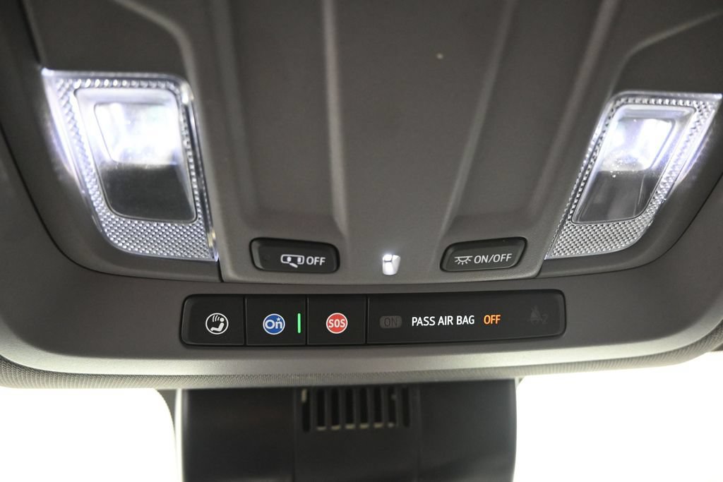 Used 2024 GMC Sierra 1500 SLT AWD/4WD image 28