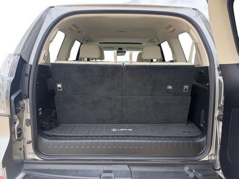 Used 2022 Lexus GX 460 Premium AWD/4WD image 18