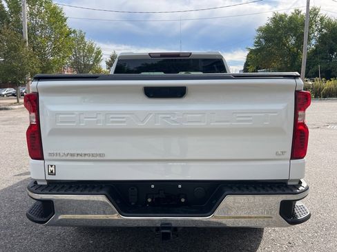 Used 2022 Chevrolet Silverado 1500 LT image 4