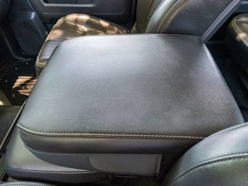 Used 2012 RAM 1500 Laramie RWD image 29