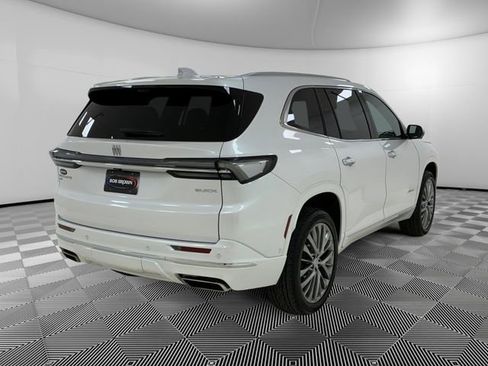 Certified 2025 Buick Enclave Avenir w/ Super Cruise Package AWD/4WD image 5