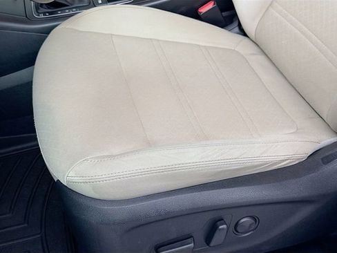 Used 2020 Kia Sorento S image 19