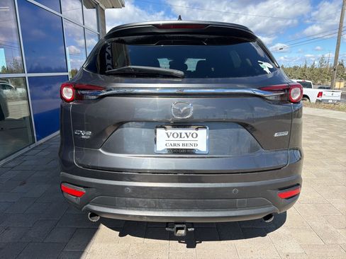 Used 2018 MAZDA CX-9 Touring w/ Touring Premium Package image 6