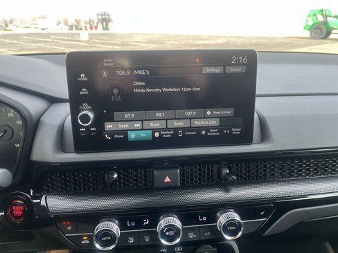 Used 2024 Honda CR-V EX-L image 24