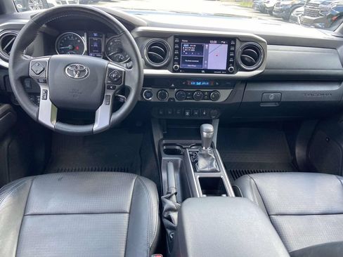 Used 2023 Toyota Tacoma Limited AWD/4WD image 12