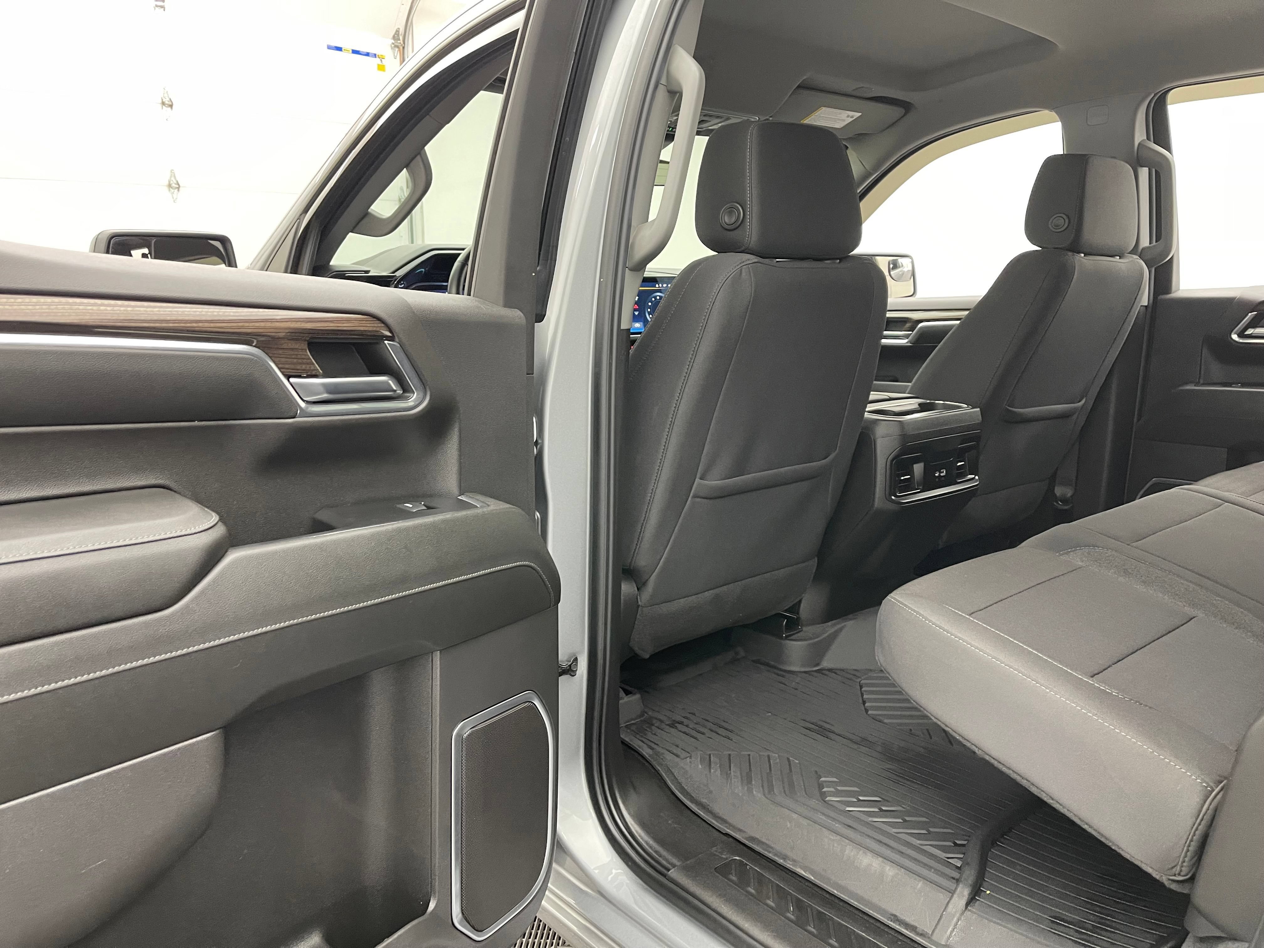 Used 2024 Chevrolet Silverado 1500 RST w/ Convenience Package II AWD/4WD image 36