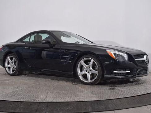 Used 2016 Mercedes-Benz SL 550 image 10