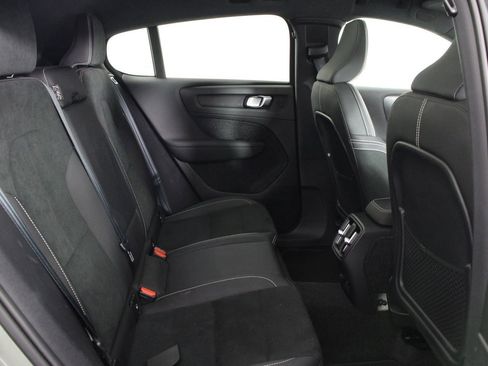 Used 2023 Volvo C40 P8 Recharge Ultimate AWD/4WD image 28