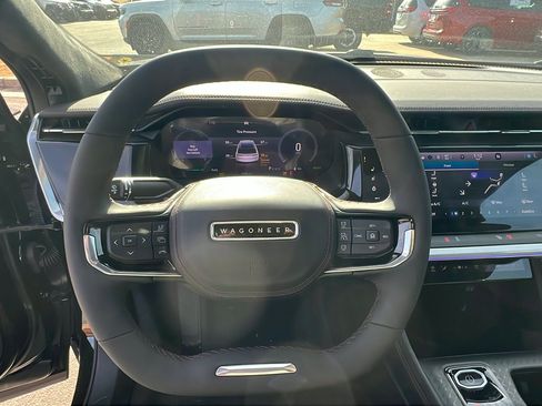 Used 2024 Jeep Wagoneer Launch Edition image 27