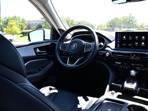 Certified 2026 Acura MDX FWD w/ Technology Package image 25