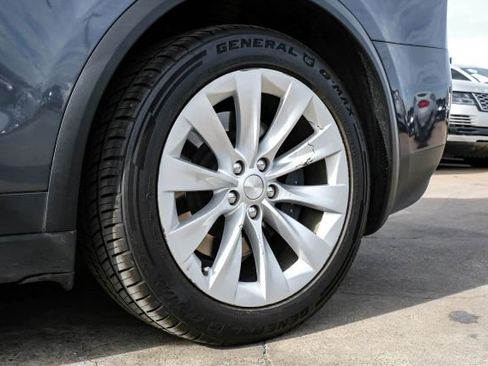 Used 2018 Tesla Model X 100D image 63