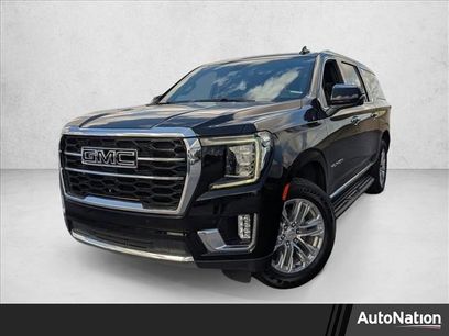 Used 2022 GMC Yukon XL SLT w/ SLT Premium Package