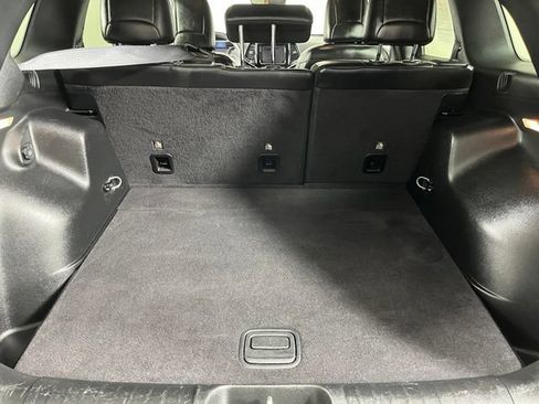 Used 2019 Jeep Cherokee Limited AWD/4WD image 37