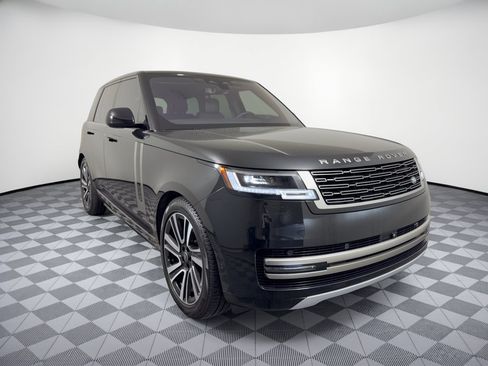 Used 2023 Land Rover Range Rover SE AWD/4WD image 7