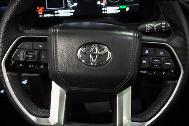 Used 2024 Toyota Sequoia Platinum AWD/4WD image 13