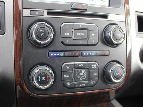 Used 2016 Ford Expedition Platinum AWD/4WD image 28