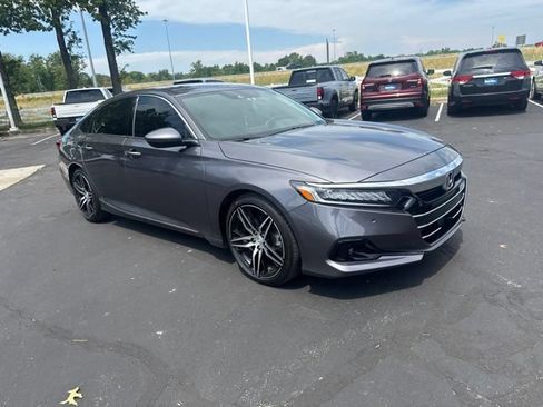 Used 2021 Honda Accord Touring image 5