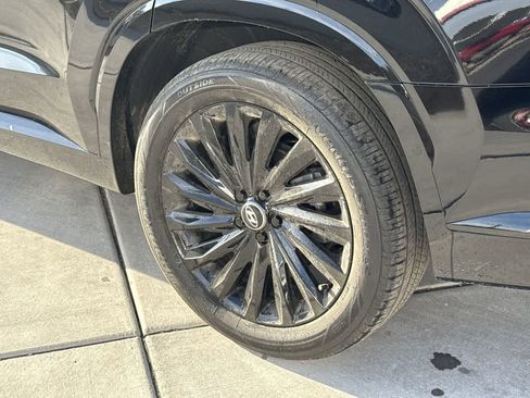 Used 2024 Hyundai Palisade Calligraphy image 8