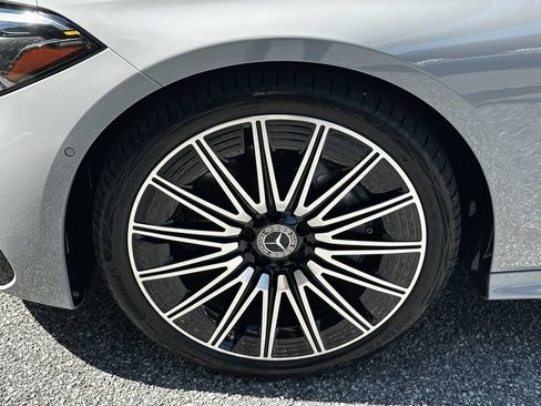 Certified 2026 Mercedes-Benz CLE 300 4MATIC Coupe image 13