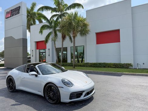 Used 2024 Porsche 911 Targa 4 GTS AWD/4WD image 1