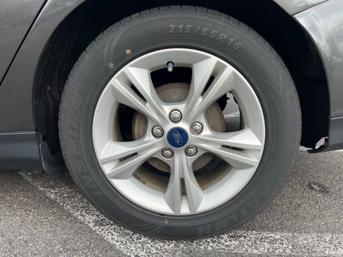 Used 2014 Ford Focus SE image 49