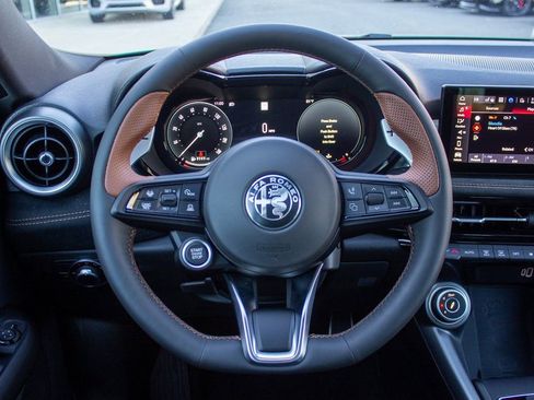 New 2025 Alfa Romeo Tonale image 14