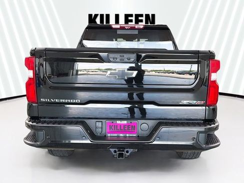 Used 2023 Chevrolet Silverado 1500 ZR2 w/ Technology Package AWD/4WD image 6