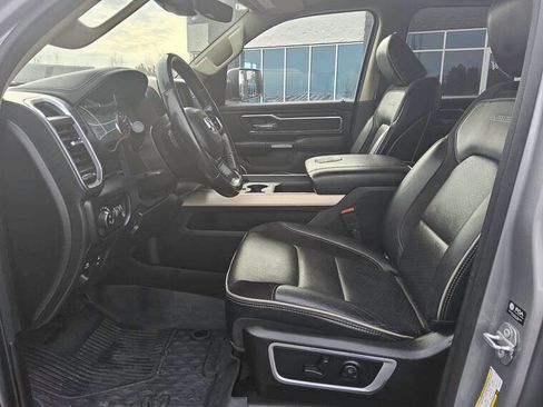 Used 2021 RAM 1500 Laramie image 9