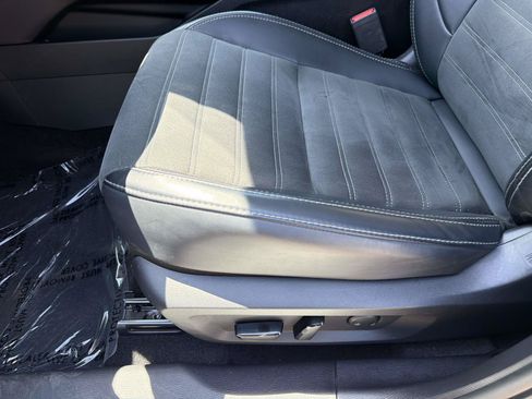 Used 2024 Mitsubishi Outlander Ralliart AWD/4WD image 26