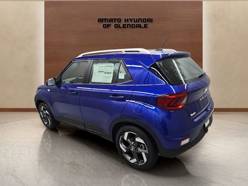 New 2026 Hyundai Venue SEL FWD image 4