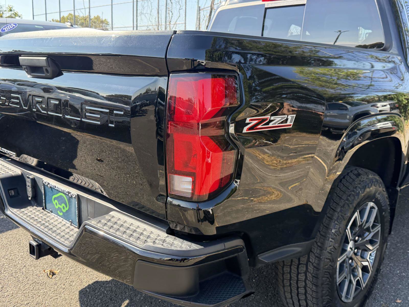 Certified 2023 Chevrolet Colorado Z71 w/ Z71 Convenience Package 2 AWD/4WD image 7