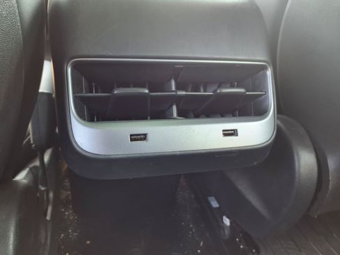 Used 2019 Tesla Model 3 AWD/4WD image 24