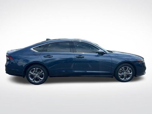 Used 2025 Honda Accord EX-L image 6