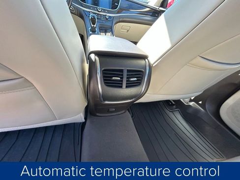 Used 2017 Buick LaCrosse Preferred image 19
