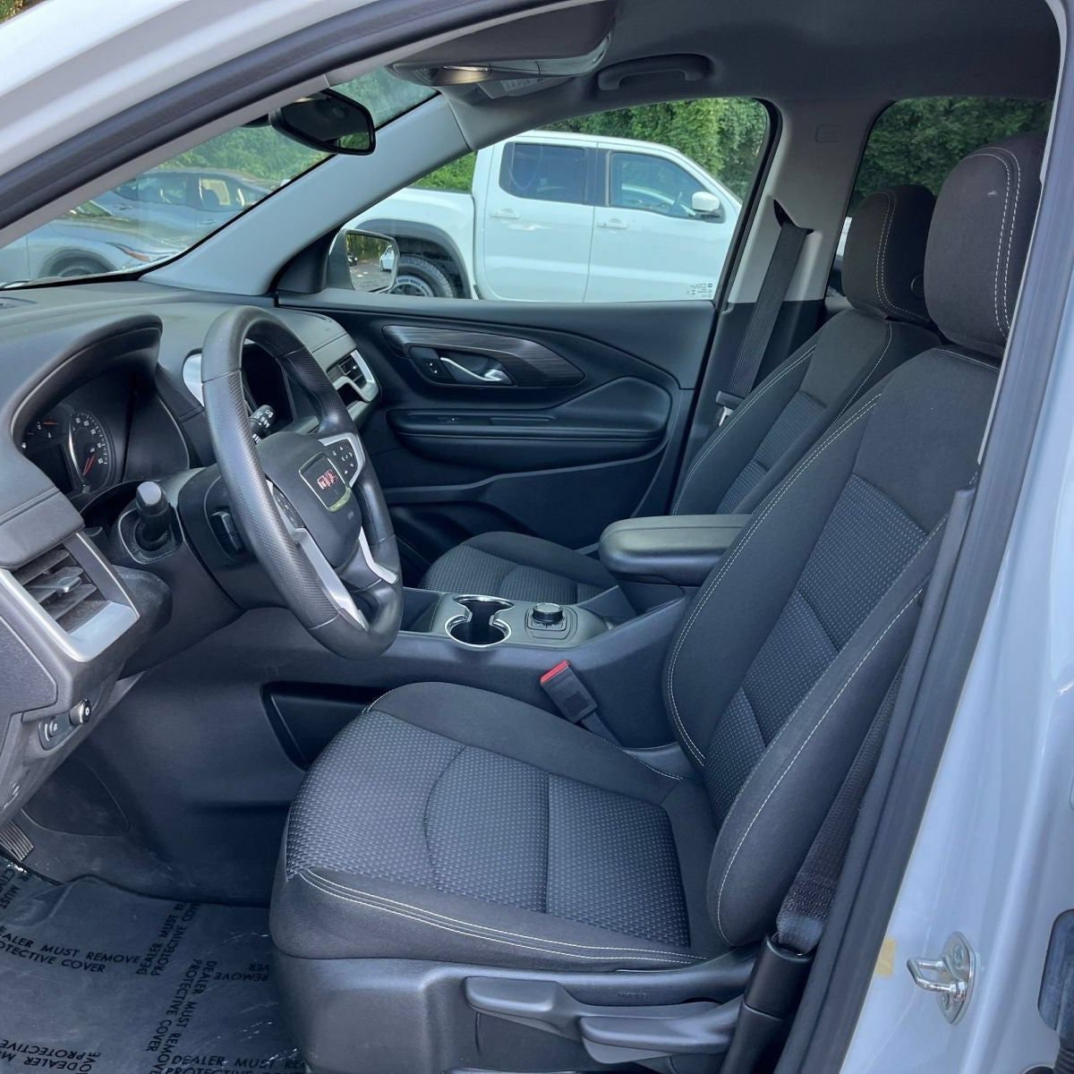 Used 2024 GMC Terrain SLE FWD image 22