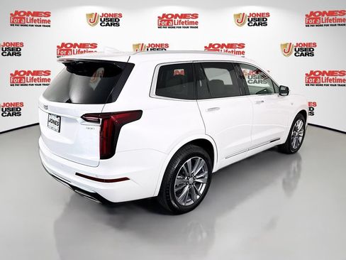 Used 2025 Cadillac XT6 Premium Luxury w/ LPO, Floor Liner Package AWD/4WD image 18