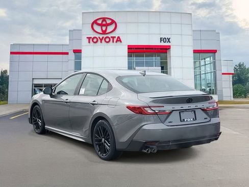 New 2026 Toyota Camry SE image 3