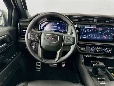Used 2023 GMC Sierra 1500 AT4 w/ AT4 Premium Package AWD/4WD image 14