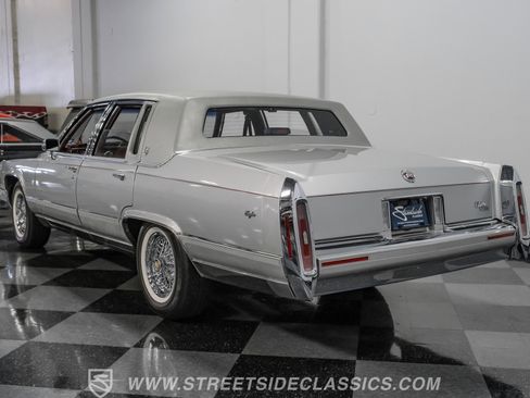 Used 1991 Cadillac Brougham image 9