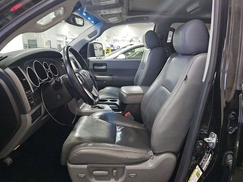 Used 2016 Toyota Sequoia Limited w/ Safety & Convenience Package AWD/4WD image 5