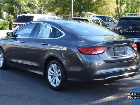 Used 2015 Chrysler 200 Limited w/ Convenience Group image 9