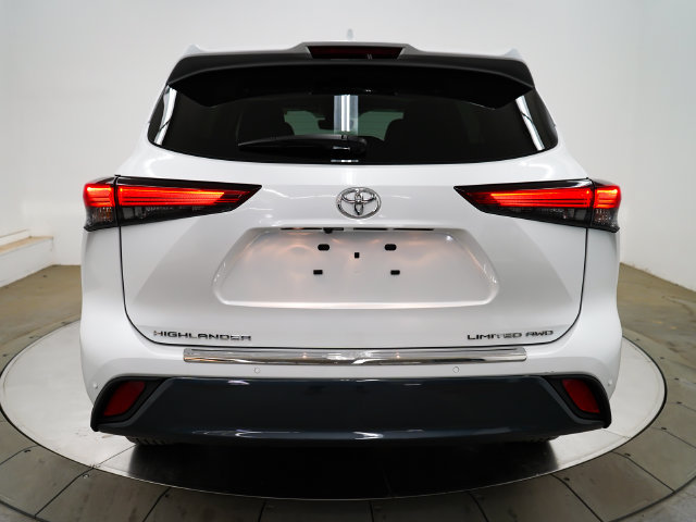 Used 2022 Toyota Highlander Limited AWD/4WD image 5