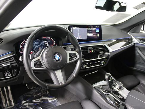 Used 2022 BMW 530i w/ M Sport Package image 33
