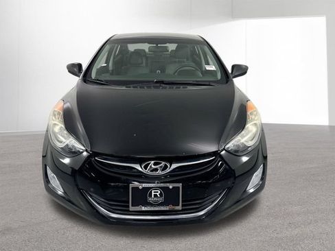 Used 2013 Hyundai Elantra GLS w/ Preferred Pkg FWD image 23