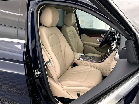 Certified 2022 Mercedes-Benz GLC 300 4MATIC image 6
